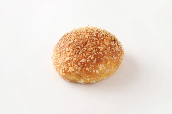 Köri ekmek yuvarlak tava yakın çekim beyaz arka plan üzerinde izole — Stok fotoğraf