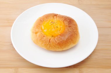 masada tabakta portakal marmelat ekmeği