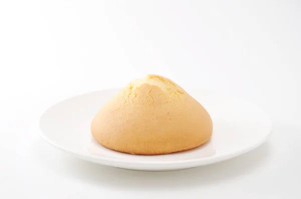 Amashoku ιαπωνικό μπισκότο ψωμάκι ψωμί στο πιάτο σε λευκό φόντο — Φωτογραφία Αρχείου
