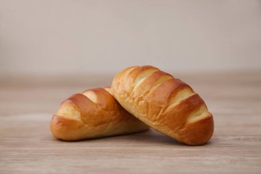 tereyağı ekmek rulo masada izole