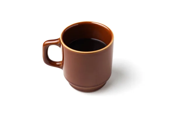 Чашка черного горячего кофе изолированы на белом фоне — стоковое фото