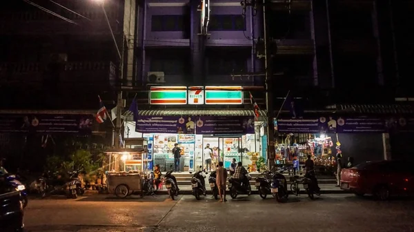 Thailand April 2015 Sieben Elf Convenience Store Der Nacht Thailand — Stockfoto