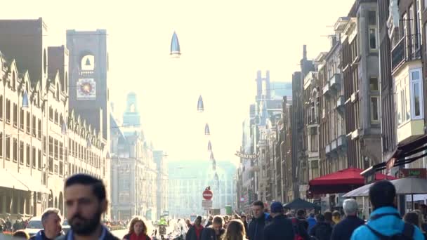 Amsterdam Netherlands April 2017 Diversity Tourist Walking Main Shopping Street — Stock Video