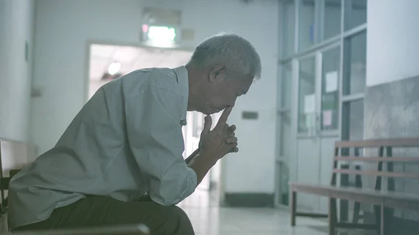 Asian Senior Elderly Man Worry Health Medication Hospital — Stock Photo, Image