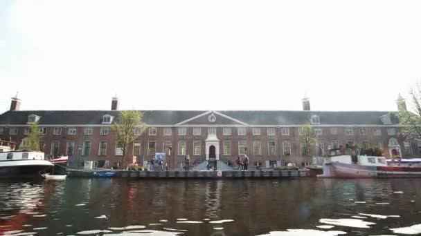 Amsterdam Niederlande April 2017 Amsterdam City Architecture View Tourist Cruise — Stockvideo