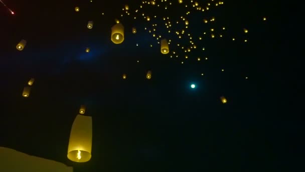 Chiang Mai Thailandia Loy Krathong Peng Festival Lanterna Massa Rilascio — Video Stock