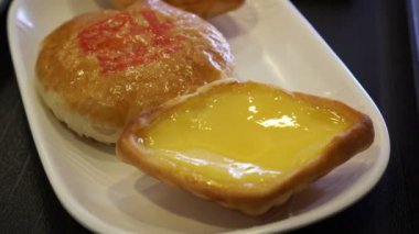 Çin böreği yumurta kremalı Tart ve ay 4 k pastası