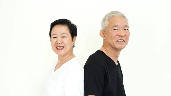 Asiática senior pareja feliz juntos expresión blanco fondo — Foto de Stock