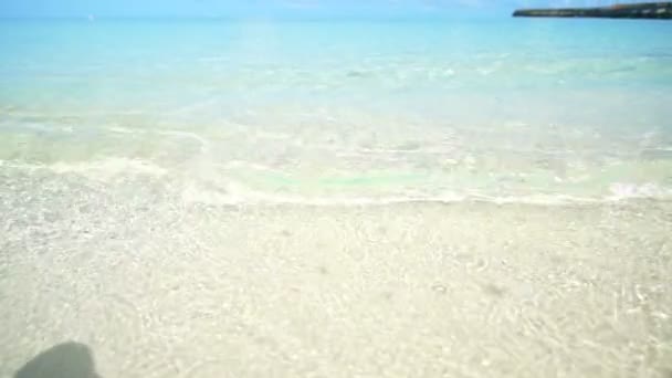 Rouleau Vagues Plage Océan Turquoise Sable Blanc Maldives Paradis Île — Video