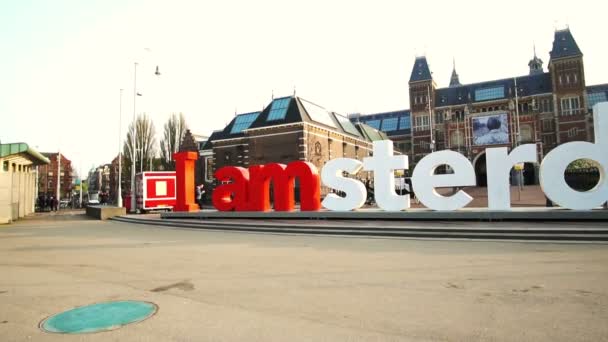 Amsterdã Holanda Abr 2017 Amsterdam Landmark Sign Front Rijksmusuem — Vídeo de Stock