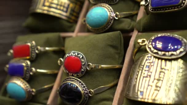 Egypte Souvenir Ringen Verkopen Voor Toeristische Kopie Deisgn Van Voorouders — Stockvideo