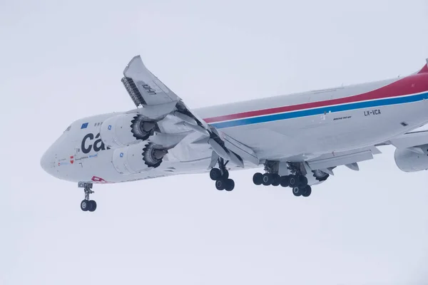 Novosibirsk Russia Marzo 2018 Boeing 747 8R7 Vca Cargolux Avvicina — Foto Stock