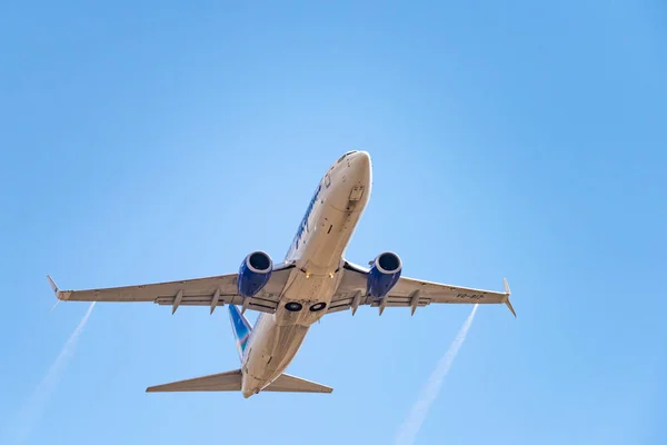 Νοβοσιμπίρσκ Ρωσία Απριλίου 2018 Boeing 737 86N Biz Yakutia Αεροπορικές — Φωτογραφία Αρχείου