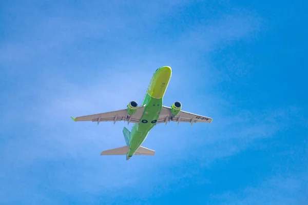 Novosibirsk Russia May 2018 Embraer 170 100Su Bym Airlines Takeoff — Stock Photo, Image