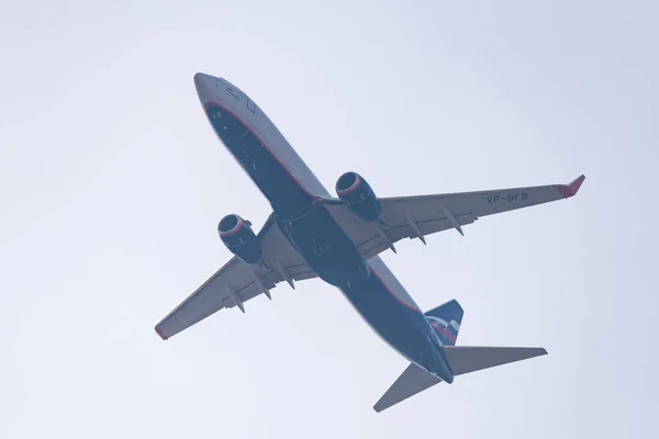 Νοβοσιμπίρσκ Ρωσία Μαΐου 2018 Boeing 737 8Lj Bfb Aeroflot Προσεγγίσεις — Φωτογραφία Αρχείου