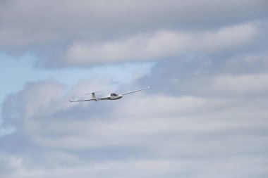 Novosibirsk, Rusya - 5 Ağustos 2018: Pipistrel Toros 503 ra - 1682g airshow Mochishche içinde