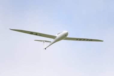 Novosibirsk, Rusya - 5 Ağustos 2018: Pipistrel Toros 503 ra - 1682g airshow Mochishche içinde