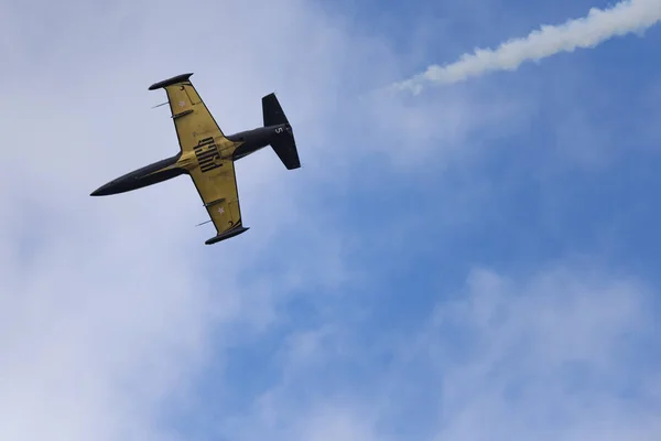 Nowosibirsk Russland August 2018 Kunstflugteam Russ Auf Flugzeug Albatross Führt — Stockfoto