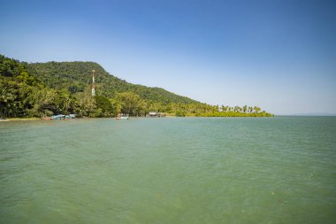 Seascape, ada Koh Chang kıyıları, Tayland.
