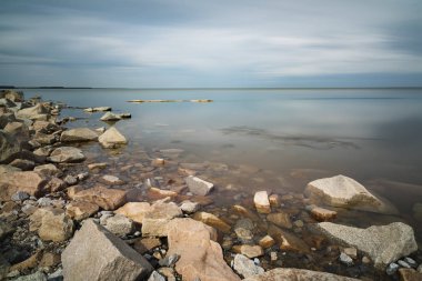 Uzun pozlama yaz manzara.