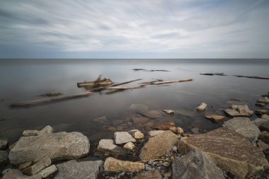 Uzun pozlama yaz manzara.