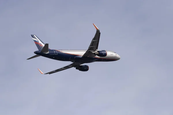 Airbus A320-214 VP-BLH Aeroflot. — Φωτογραφία Αρχείου