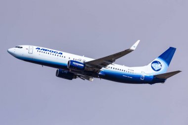  Boeing 737-86n Ei-Ecm Alrosa Havayolları