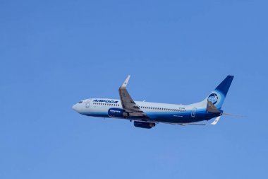  Boeing 737-86n Ei-Ecm Alrosa Havayolları