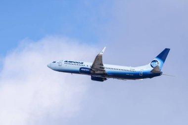  Boeing 737-86n Ei-Ecm Alrosa Havayolları