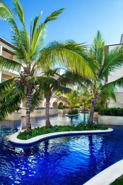 Dominik Cumhuriyeti, Punta cana, Saona Adası - Mano Juan Beach. Balıkçı köyü