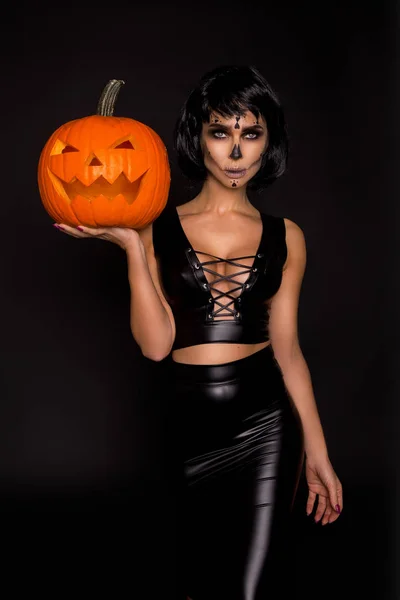 Femme Brune Sexy Dans Maquillage Lingerie Halloween Tenir Une Citrouille — Photo