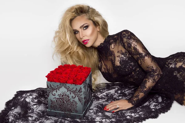Sexy Beautiful Blond Model Elegant Long Dress Holding Present Box — Stock Photo, Image