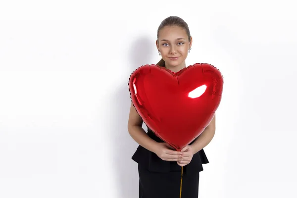 Valentine Beleza Jovem Adolescente Com Retrato Balão Vermelho Isolado Fundo — Fotografia de Stock