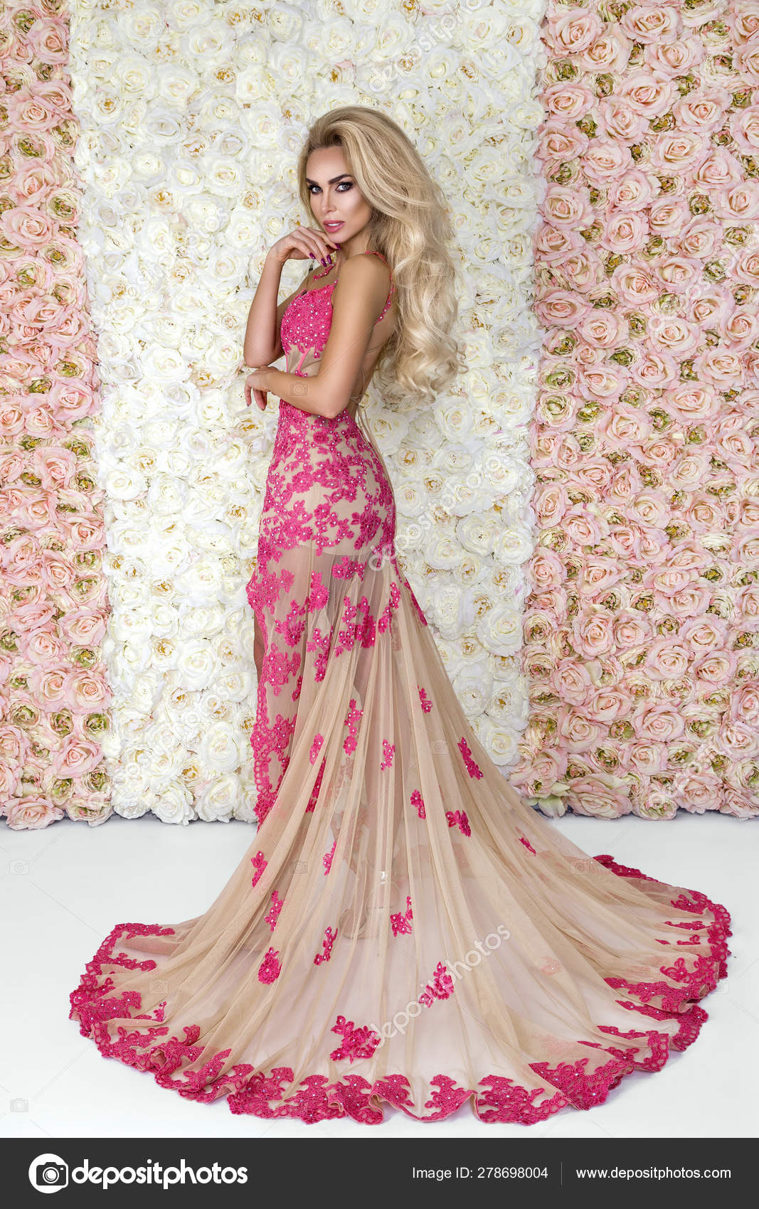 Fashion Bride Gorgeous Wedding Dress Studio Portrait Beautiful