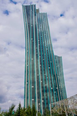 Tatil sırasında Astana şehrinden geçerek, Kazakistan   