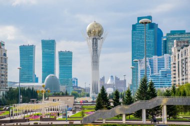 Gündüz Astana şehrinden geçerek, Kazakistan  