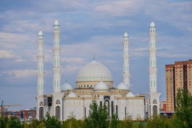 Gündüz Astana şehrinden geçerek, Kazakistan  