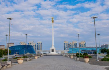 Gündüz Astana şehrinden geçerek, Kazakistan  