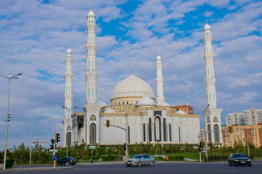 Gündüz Astana şehrinden geçerek, Kazakistan  