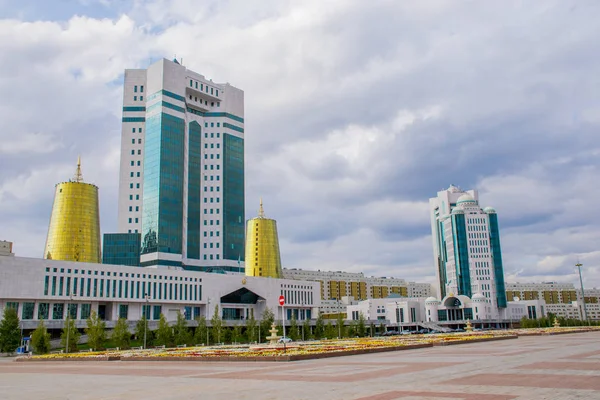 Gündüz Astana şehrinden geçerek, Kazakistan  