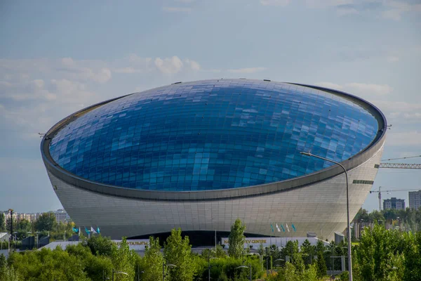 Gündüz Astana şehrinden geçerek, Kazakistan  