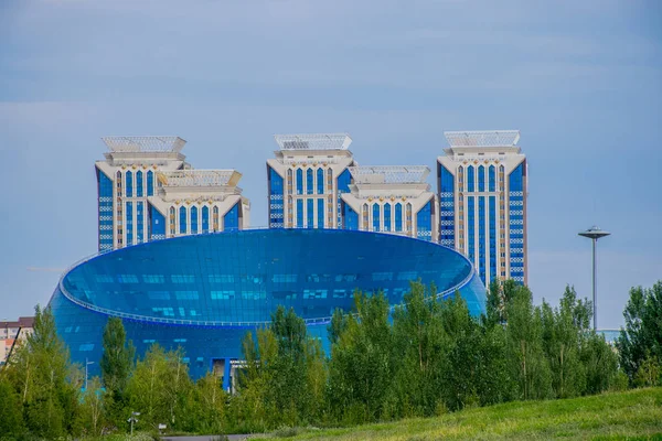 Gündüz Astana şehrinden geçerek, Kazakistan  