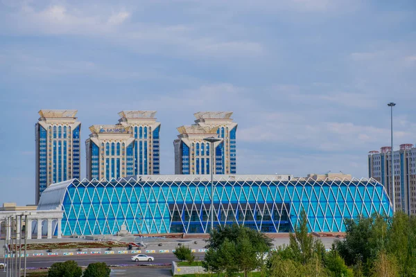Gündüz Astana şehrinden geçerek, Kazakistan  