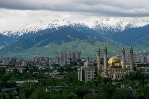 Havadan görünüm, Almatı, Qazaqstan, Kazakistan
