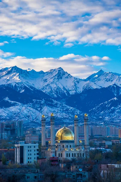 Havadan görünüm, Almatı, Qazaqstan, Kazakistan