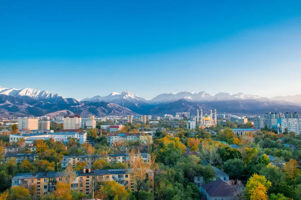 Havadan görünüm, Almatı, Qazaqstan, Kazakistan