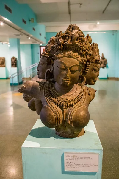 Asya 'dan, Yeni Delhi' den, Hindistan 'dan.