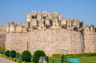 Hindistan 'ın antik mimarisi, Asya' dan seyahat  