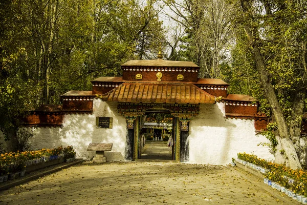 Ciudad Vieja China Tierra Santa Tíbet Lhasa Parque Norbilika — Foto de Stock