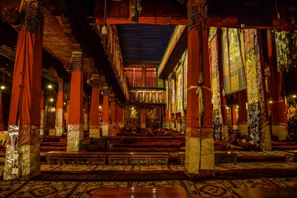 Ταξιδεύοντας Από Κινέζικα Ιερά Εδάφη Θιβέτ Λάσα — Φωτογραφία Αρχείου
